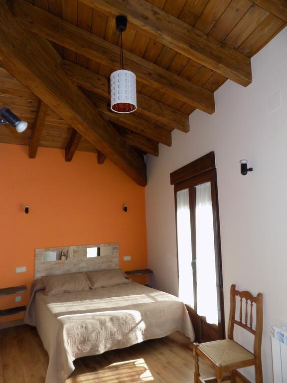 Casas Rurales Las Eras III Ayllón Exterior foto